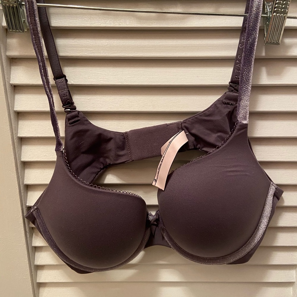 Victoria’s Secret Bra 38B